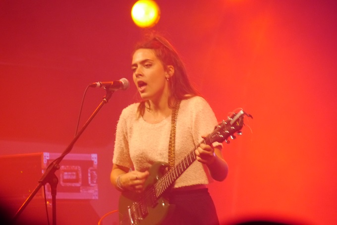 hinds-in-4.jpg