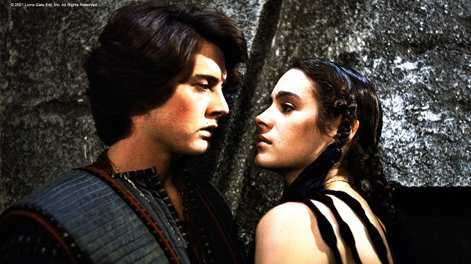 dune-still-1.jpg